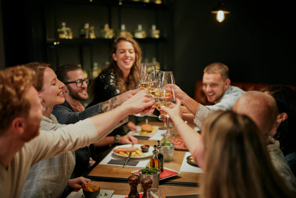 A Foodie’s Guide to Robins Nest: Where to Eat, Drink, and Savor the Flavors of Archdale’s Hidden Gem